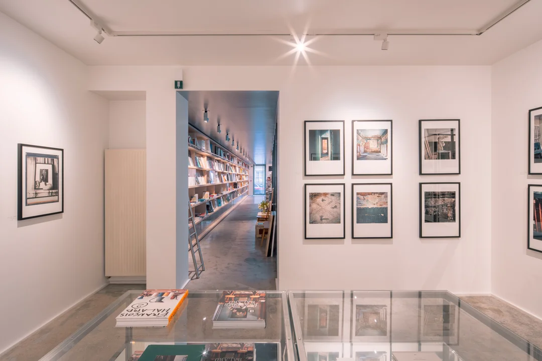 Yvon Lambert Bookstore and Gallery: Capturing the Essence of Contemporary Art — view 2