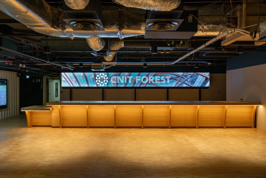 Viparis, François Schuiten, Nicolas Adam: Architectural Photography of CNIT Forest — view 3
