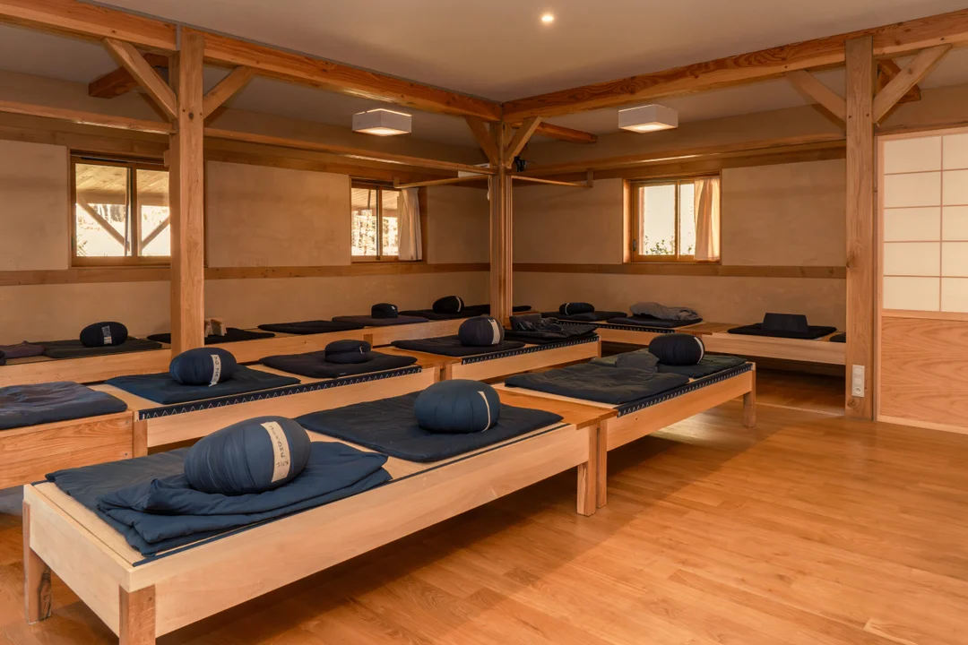 The Unique Architecture of the Zen Buddhist Monastery Kanshoji in Dordogne — view 41