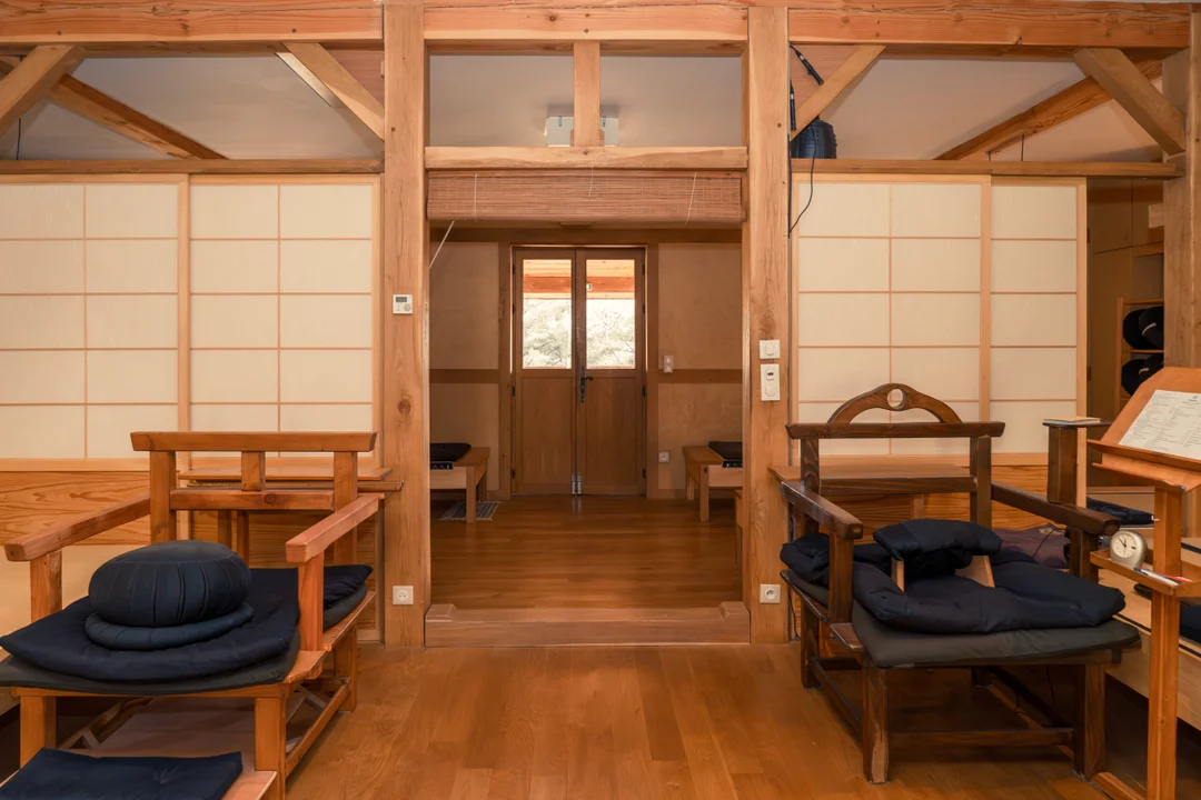The Unique Architecture of the Zen Buddhist Monastery Kanshoji in Dordogne — view 48