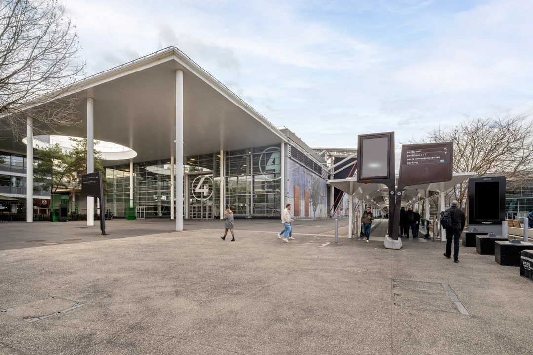 Reputation Squad and Viparis: Real Estate Photography of Paris Expo / Porte de Versailles — view 44