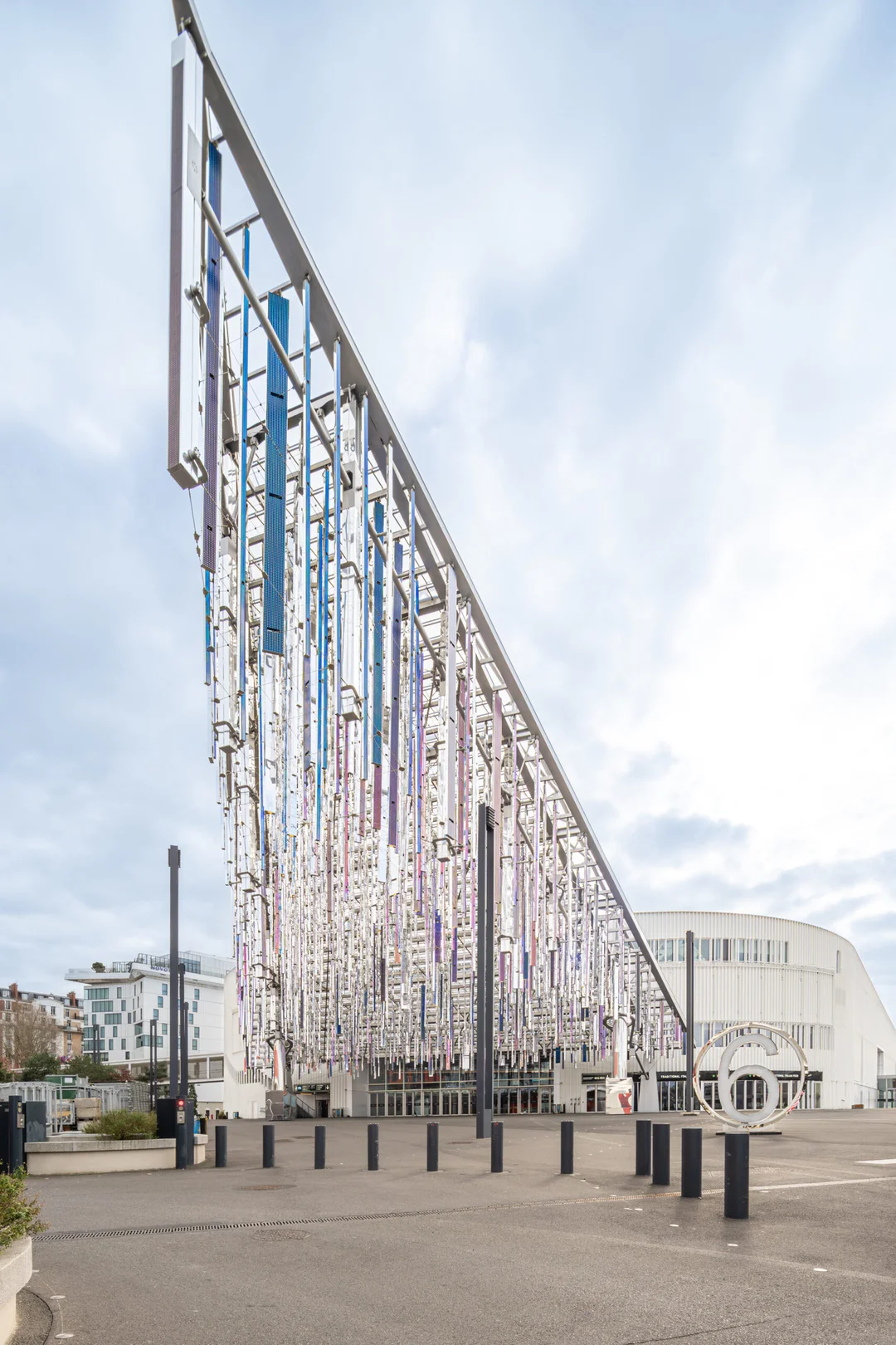 Reputation Squad and Viparis: Real Estate Photography of Paris Expo / Porte de Versailles — view 12