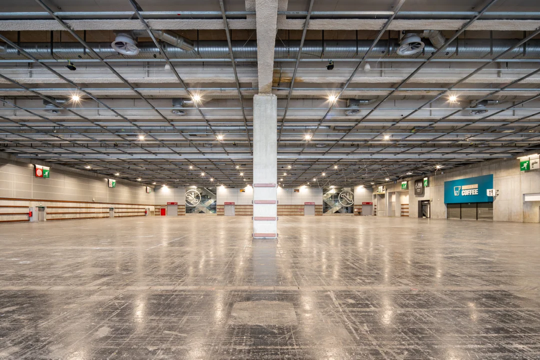 Reputation Squad and Viparis: Real Estate Photography of Paris Expo / Porte de Versailles — view 33