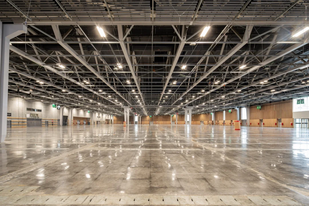Reputation Squad and Viparis: Real Estate Photography of Paris Expo / Porte de Versailles — view 19