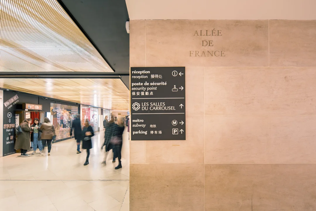 Reputation Squad / VECTORS : Photo Immobilère des Salles du Carrousel — vue 65