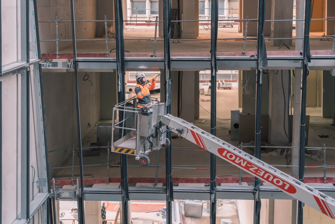Cité de l'Innovation: A New Silhouette for the Jussieu Campus — view 17