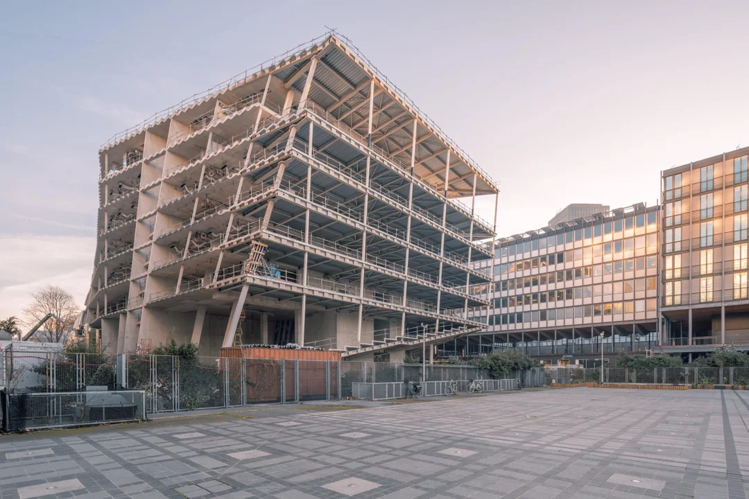 Cité de l'Innovation: A New Silhouette for the Jussieu Campus — view 2