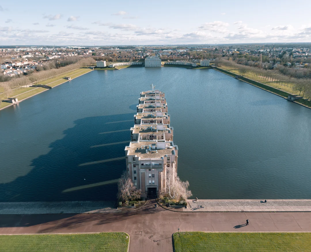 Drone Photographer for Architecture, Hospitality and Real Estate – A precise aerial perspective to showcase your projects, strengthen your image and reveal their real context. — vue 8