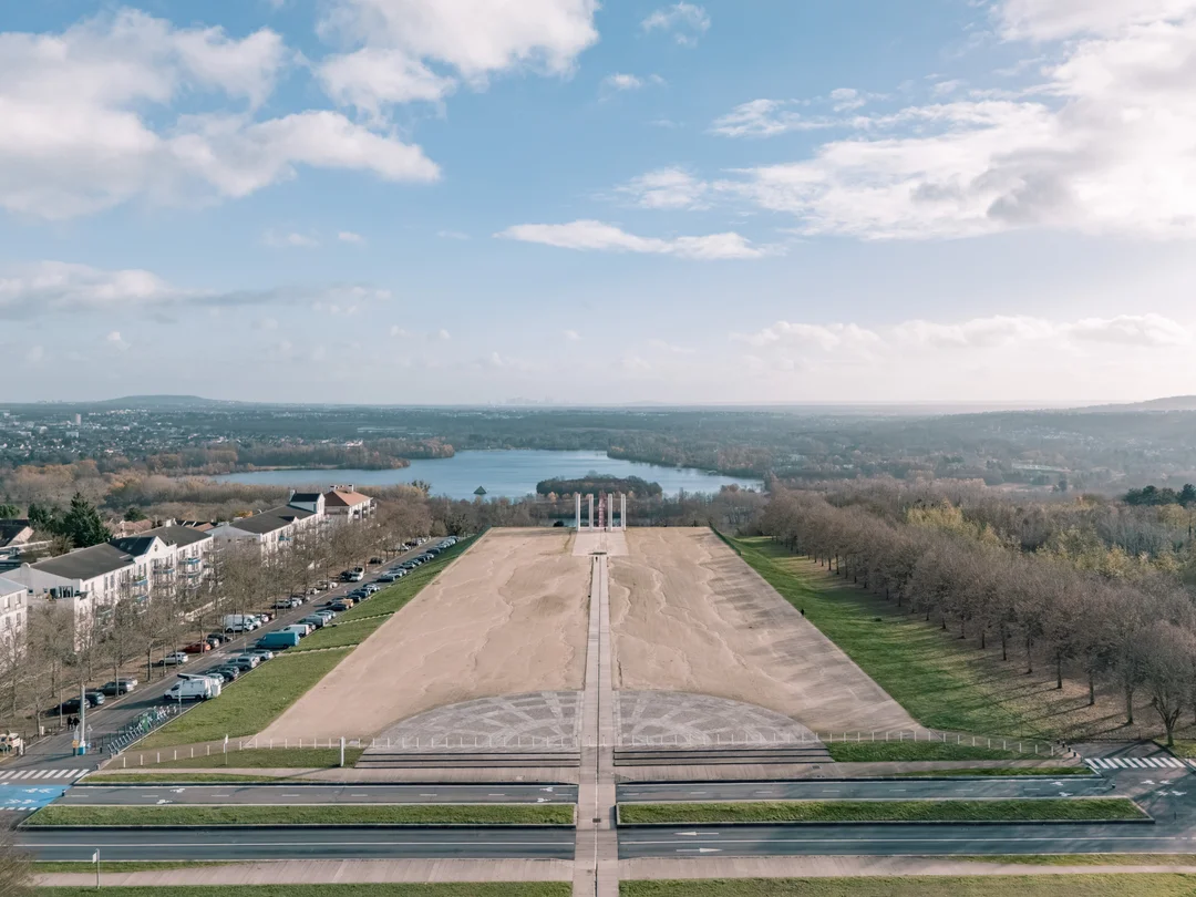 Drone Photographer for Architecture, Hospitality and Real Estate – A precise aerial perspective to showcase your projects, strengthen your image and reveal their real context. — vue 9