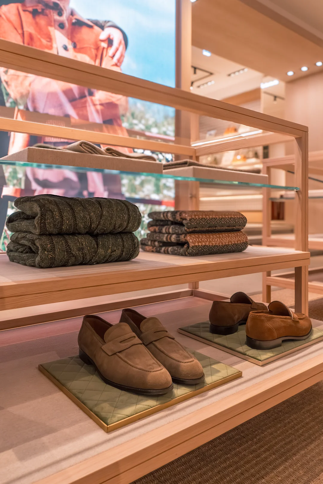 Loro Piana – Avenue Montaigne Boutique, Paris — view 20