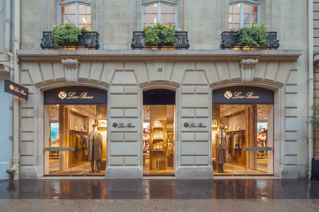 Loro Piana – Boutique avenue Montaigne, Paris