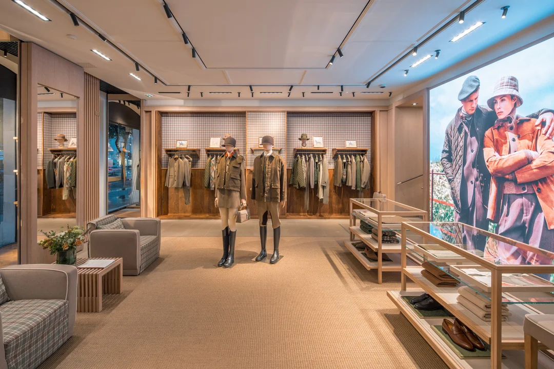 Loro Piana – Avenue Montaigne Boutique, Paris — view 9