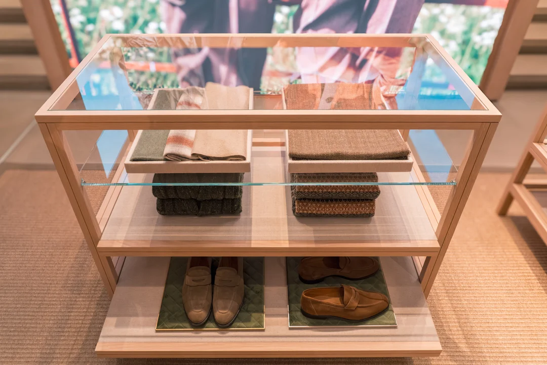 Loro Piana – Avenue Montaigne Boutique, Paris — view 19