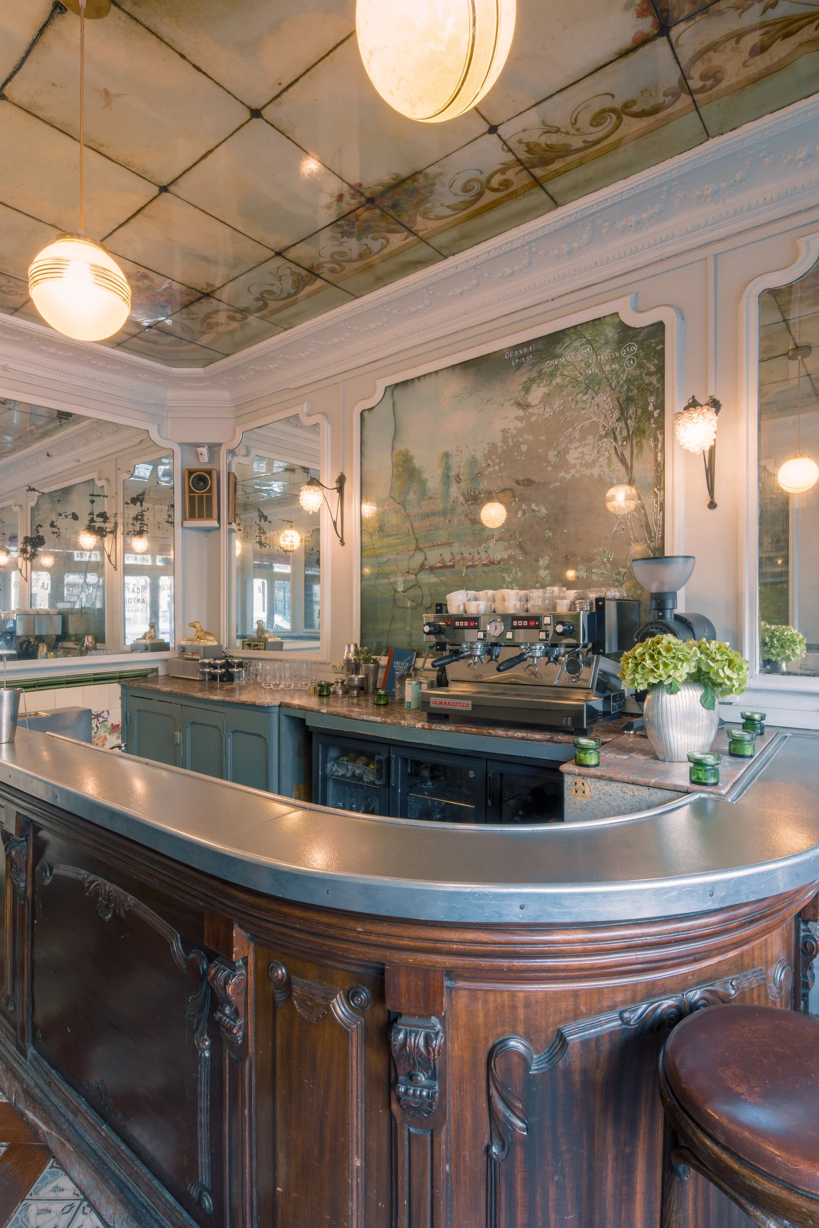 Éditions Phaidon: Parisian Chic Revealed in the Wallpaper* City Guide — view 8