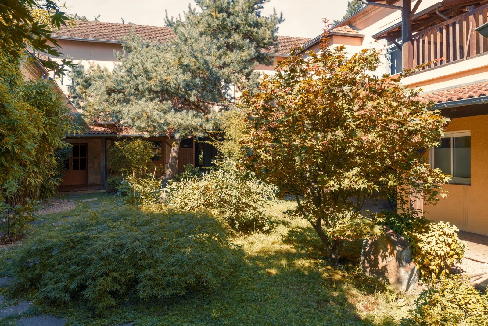 The Unique Architecture of the Zen Buddhist Monastery Kanshoji in Dordogne — view 29