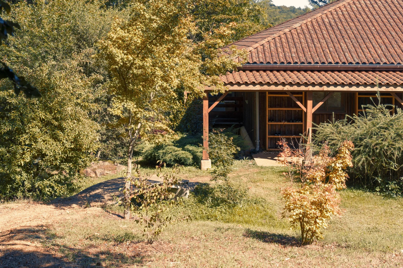 The Unique Architecture of the Zen Buddhist Monastery Kanshoji in Dordogne — view 22