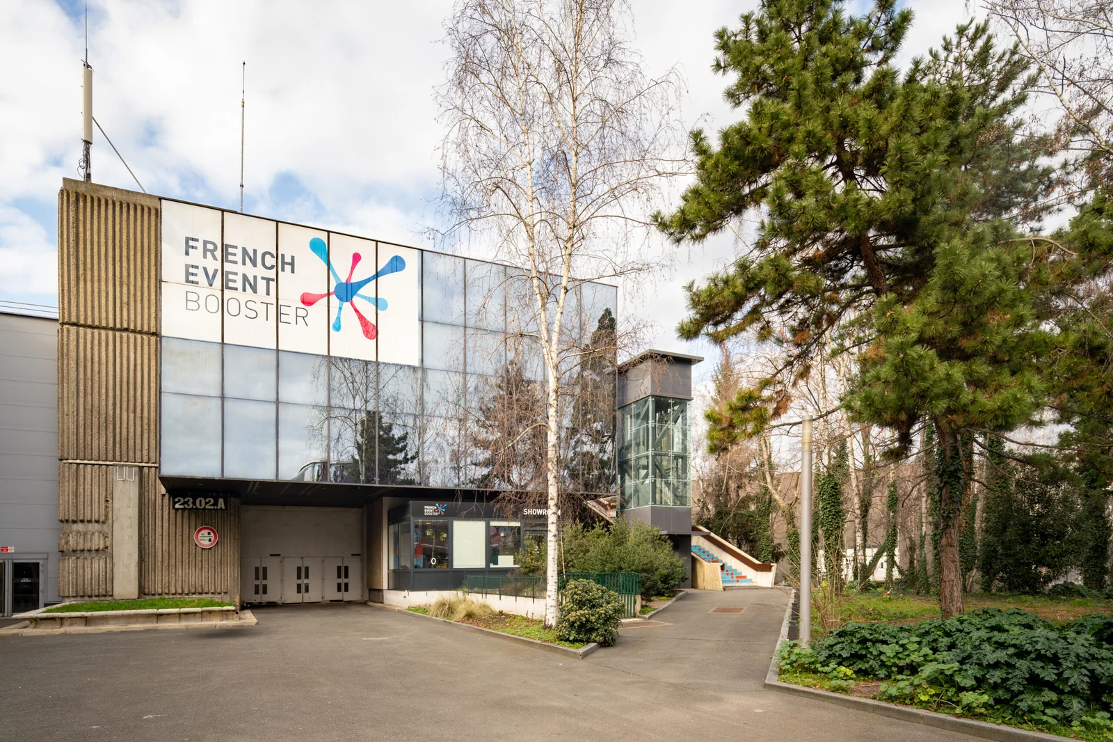 Reputation Squad and Viparis: Real Estate Photography of Paris Expo / Porte de Versailles — view 39