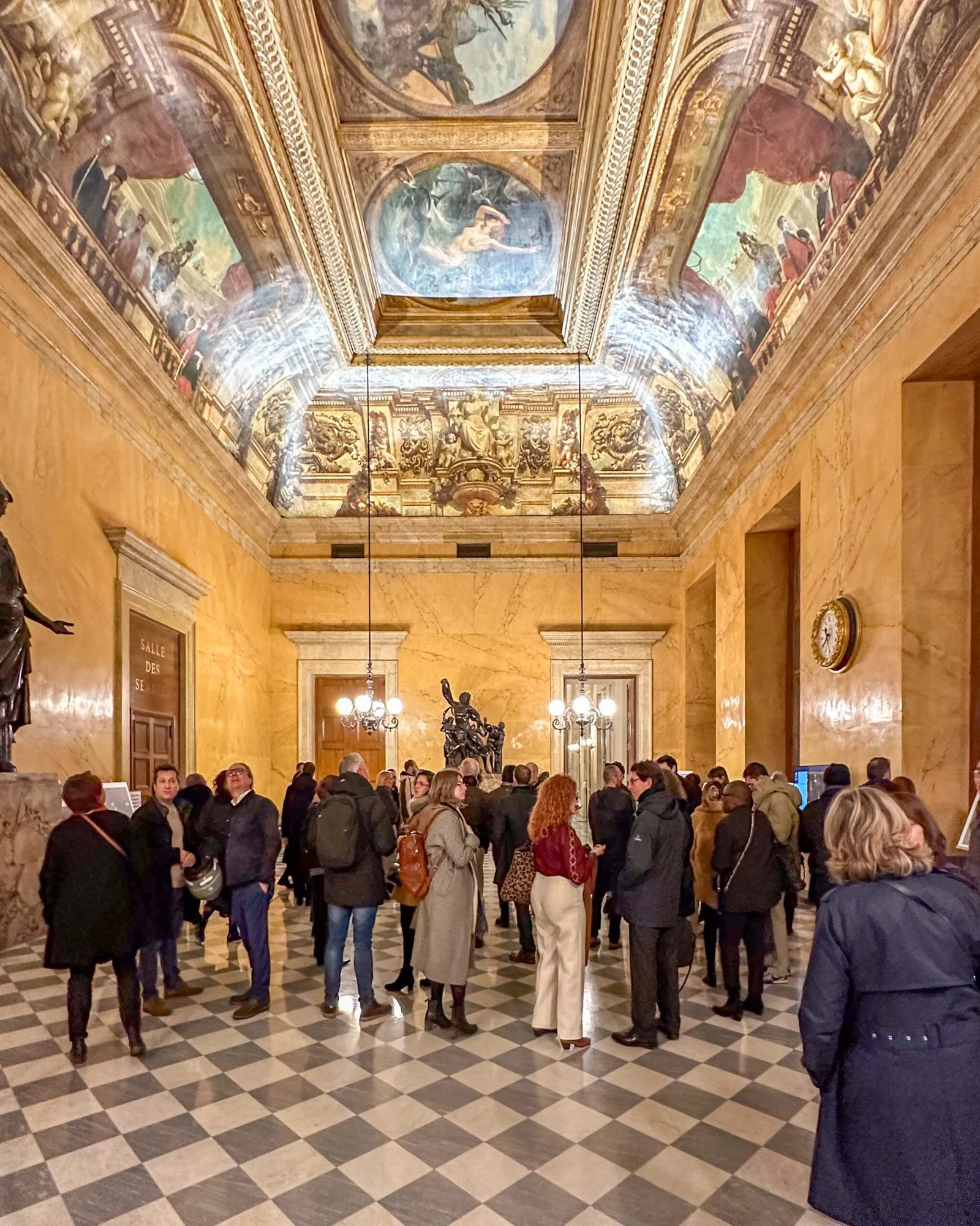 Exposition et projection à l’Assemblée Nationale — photographie 1