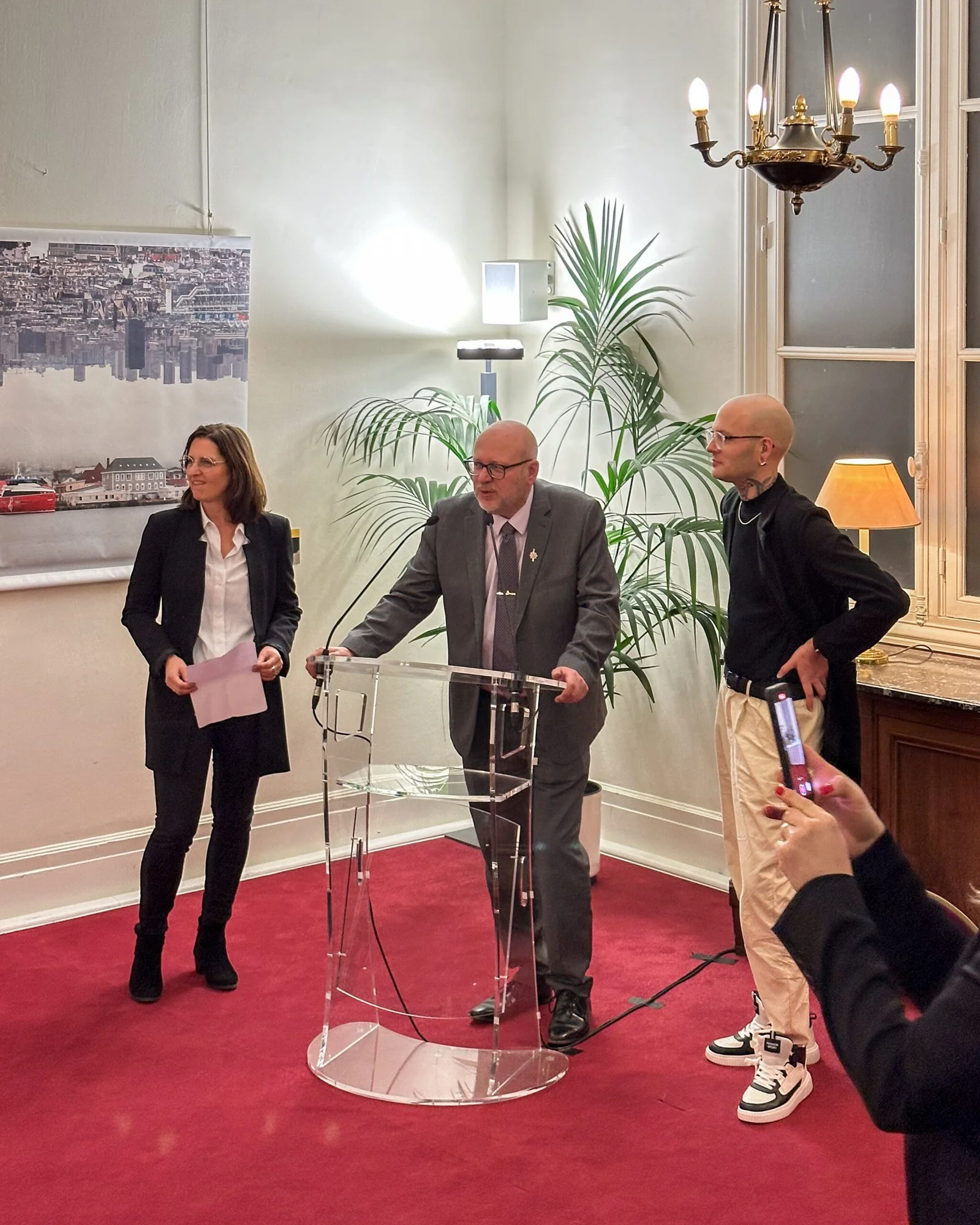 Exposition et projection à l’Assemblée Nationale — photographie 4