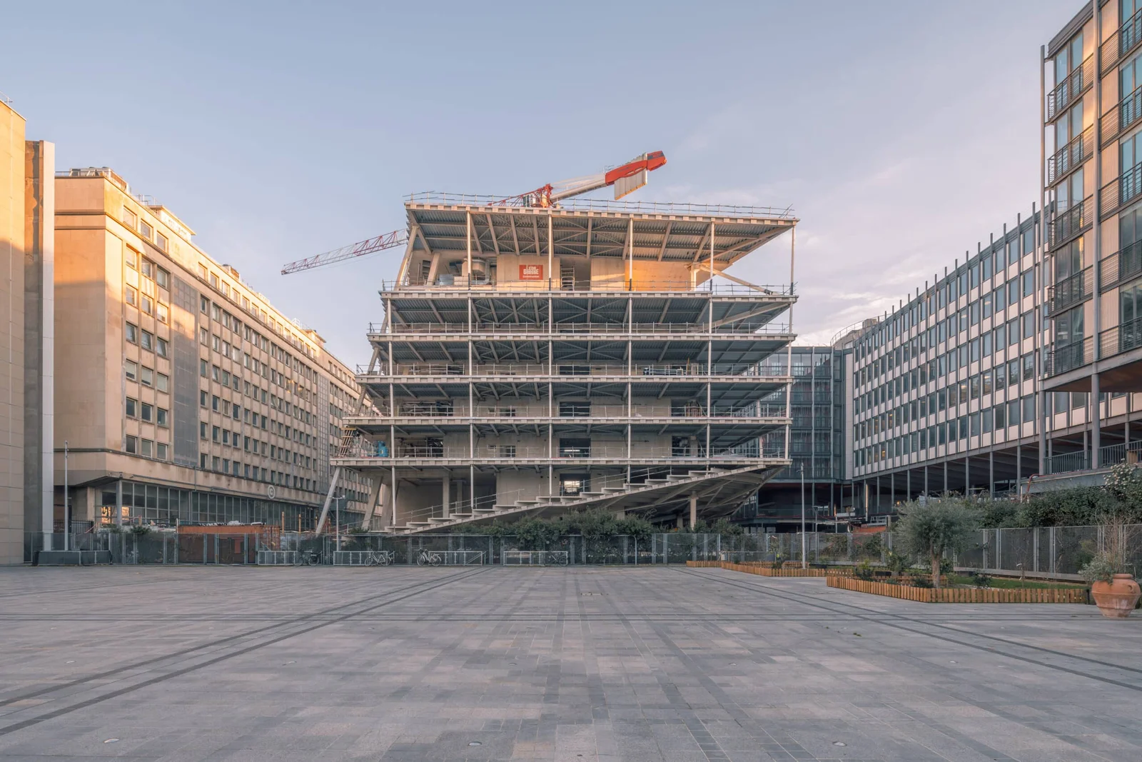 Cité de l'Innovation: A New Silhouette for the Jussieu Campus — view 1