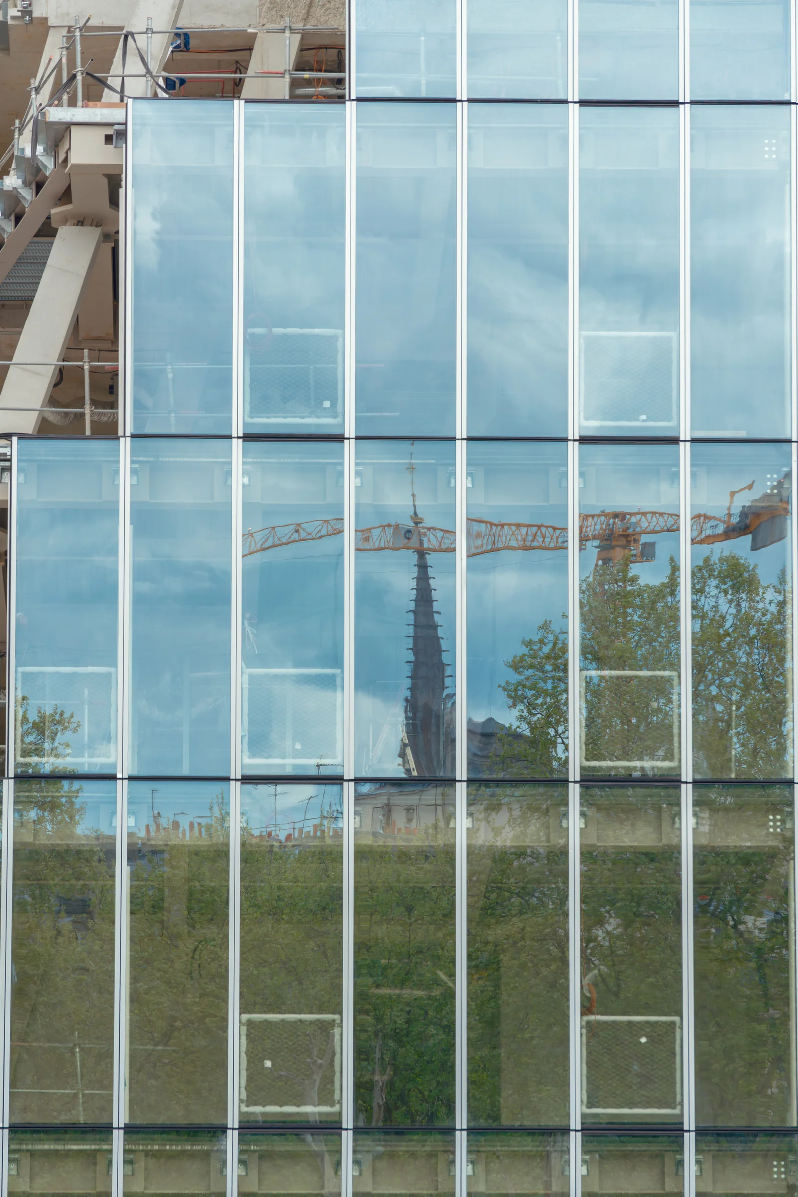 Cité de l'Innovation at Jussieu: the Glass Façade Revealed — view 8