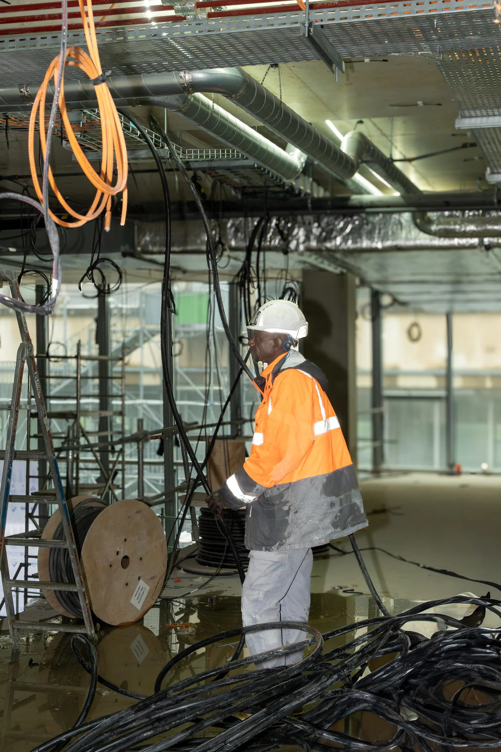 Cité de l'Innovation at Jussieu: the Glass Façade Revealed — view 18
