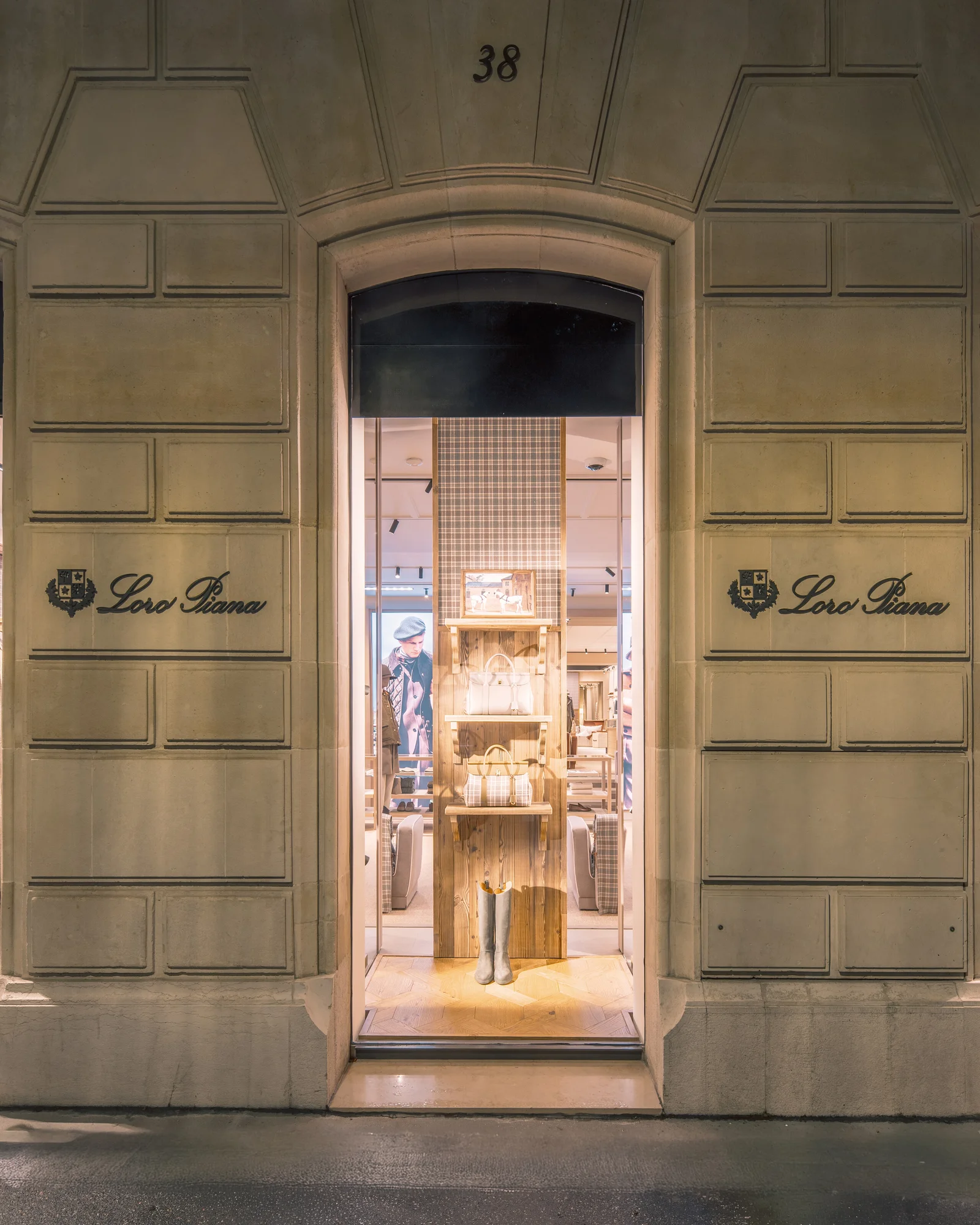 Loro Piana – Avenue Montaigne Boutique, Paris — view 4